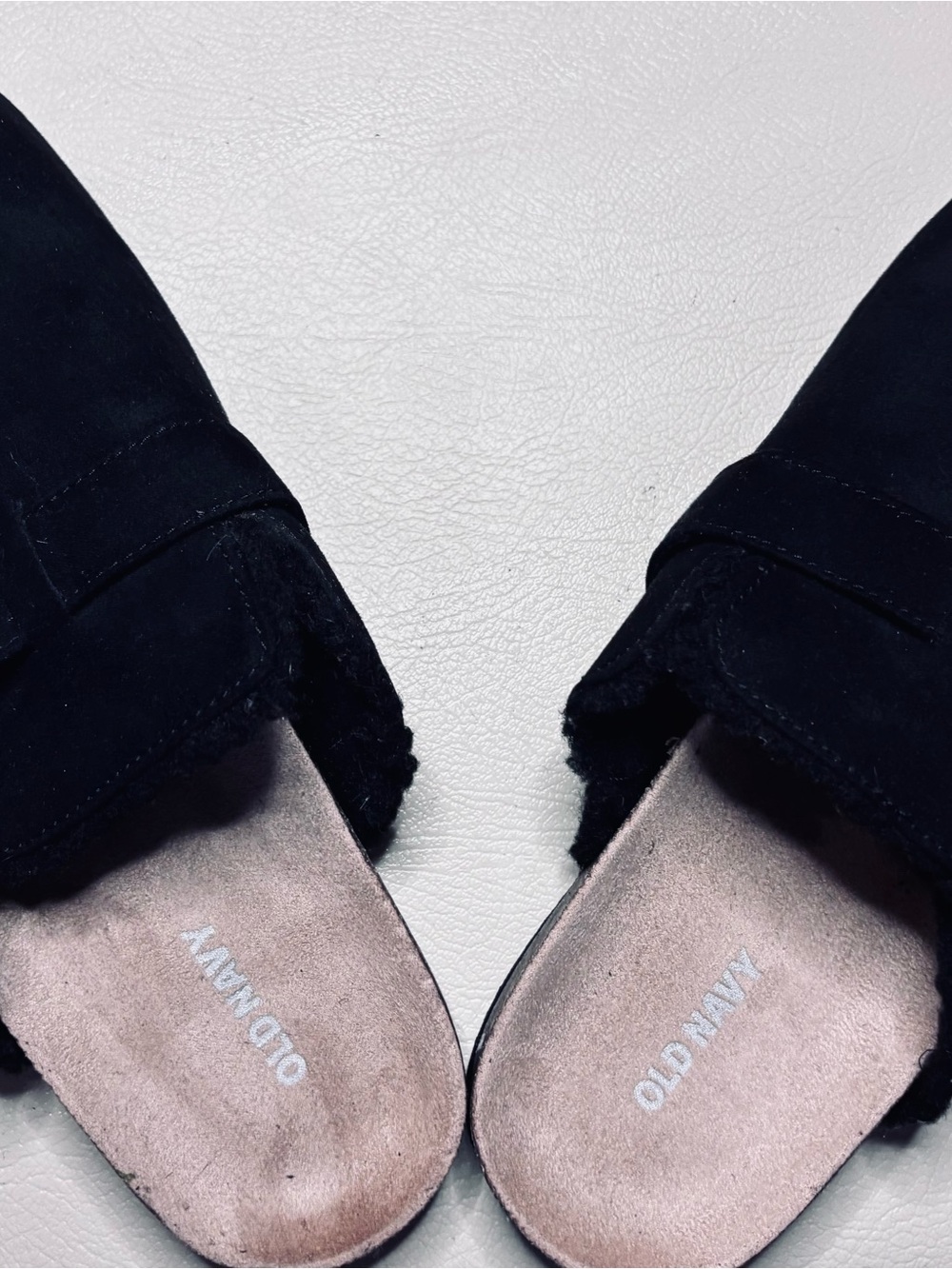 Old Navy Black Suede Slide Sandals with Buckle - Picture 4 of 4